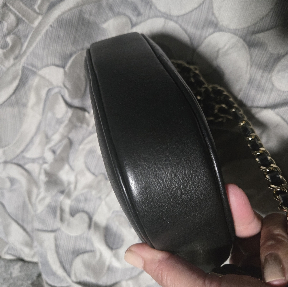 Valentino Black Quilted Leather Crossbody with Gold Chain - Picture 5 of 8